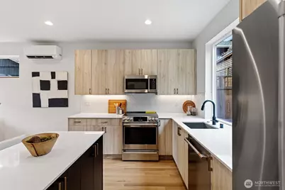 6747 Earl Avenue NW, Seattle, WA 98117 - Photo 19
