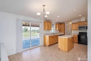19373 Division Rd NW, Soap Lake, WA 98851 - Photo 13