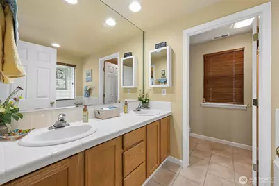 2404 Bowman Avenue NW, Olympia, WA 98502 - Photo 19
