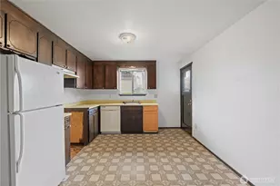 5676 S I St, Tacoma, WA 98408 - Photo 11
