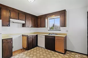 5676 S I St, Tacoma, WA 98408 - Photo 13