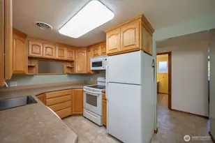 257 D St NW, Ephrata, WA 98823 - Photo 9