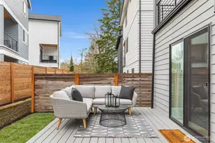 6738 21st Ave SW, Seattle, WA 98106 - Photo 23