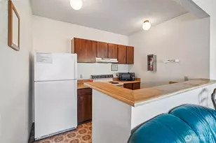 14401 SE Petrovitsky Rd, Renton, WA 98058 - Photo 27