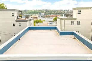 1116 6th Ave N, Seattle, WA 98109 - Photo 17
