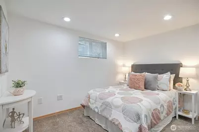 1116 6th Avenue N, Seattle, WA 98109 - Photo 35