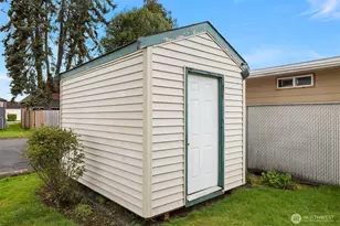 1103 9th St, Marysville, WA 98270 - Photo 3