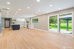 8001 Sapphire Dr SW, Lakewood, WA 98498 - Photo 13