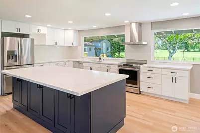 8001 Sapphire Drive SW, Lakewood, WA 98498 - Photo 11