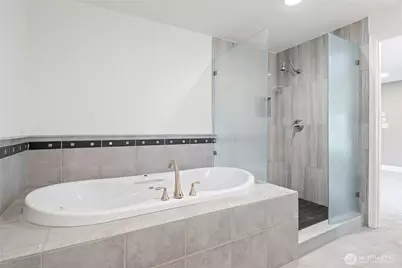 8001 Sapphire Drive SW, Lakewood, WA 98498 - Photo 17