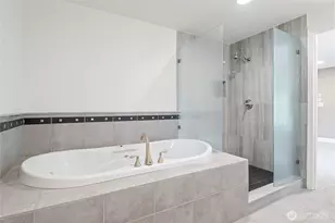 8001 Sapphire Dr SW, Lakewood, WA 98498 - Photo 17
