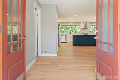 8001 Sapphire Drive SW, Lakewood, WA 98498 - Photo 3