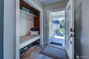 1112 N Cambrian Ave, Bremerton, WA 98312 - Photo 5