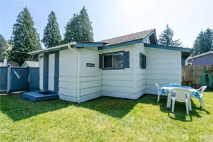 8243 Beach Way Dr, Blaine, WA 98230 - Photo 3