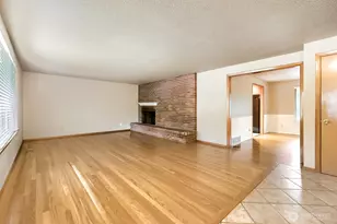 617 S 301st St, Federal Way, WA 98003 - Photo 3
