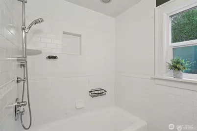 314 N 117th Street, Seattle, WA 98133 - Photo 13