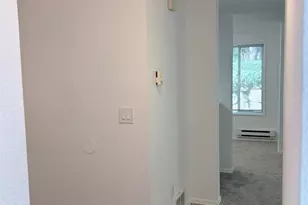 17527 149th Ave SE, Renton, WA 98058 - Photo 9