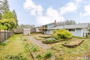 3875 NE Pinecone Dr, Bremerton, WA 98310 - Photo 37