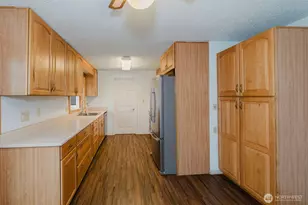 3875 NE Pinecone Dr, Bremerton, WA 98310 - Photo 29