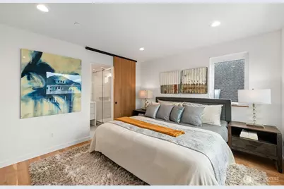 4116 A Burke Avenue N, Seattle, WA 98103 - Photo 17