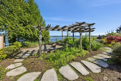 1529 13th Court, Fox Island, WA 98333 - Photo 37