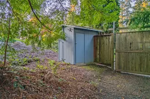 727 E Stretch Island Rd S, Grapeview, WA 98546 - Photo 31