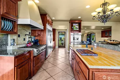 4702 Browns Point Boulevard NE, Tacoma, WA 98422 - Photo 15