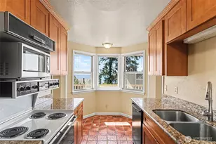 10917 80th Pl NE, Kirkland, WA 98034 - Photo 13