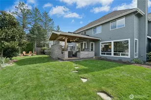 2218 274th Ct SE, Sammamish, WA 98075 - Photo 33