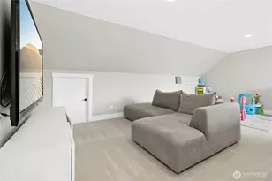 2218 274th Ct SE, Sammamish, WA 98075 - Photo 25