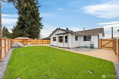 1584 Country Club Drive, Camano Island, WA 98282 - Photo 35