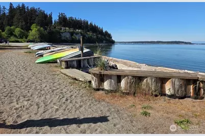 1584 Country Club Drive, Camano Island, WA 98282 - Photo 39