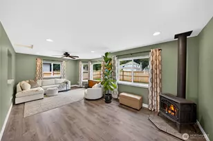 1584 Country Club Dr, Camano Island, WA 98282 - Photo 13