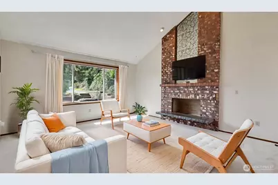 8208 S 124th Street, Seattle, WA 98178 - Photo 5