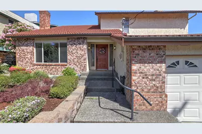 8208 S 124th Street, Seattle, WA 98178 - Photo 3