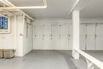 1427 3rd Avenue W #8, Seattle, WA 98119 - Photo 21