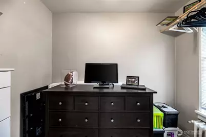 1427 3rd Avenue W #8, Seattle, WA 98119 - Photo 19