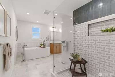16432 NE 18th Street, Bellevue, WA 98008 - Photo 23
