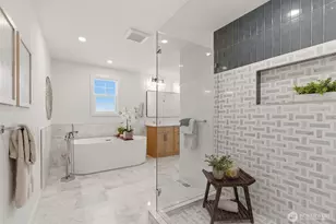 16432 NE 18th St, Bellevue, WA 98008 - Photo 23