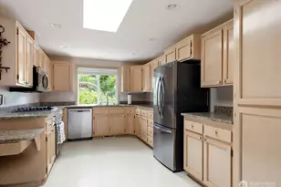 2475 SW Talon Loop, Oak Harbor, WA 98277 - Photo 11
