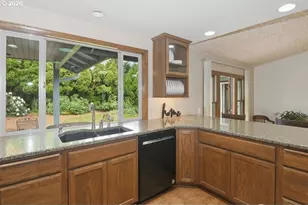1017 NW 121st St, Vancouver, WA 98685 - Photo 11
