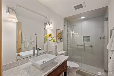 215 9th Street #D101, Kirkland, WA 98033 - Photo 27
