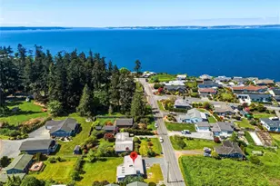 829 Brokaw Rd, Camano Island, WA 98282 - Photo 31