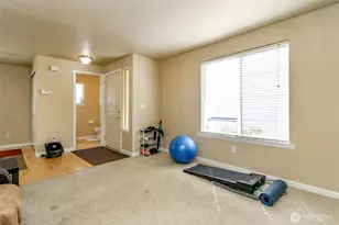 2707 9th St SE, Puyallup, WA 98374 - Photo 5
