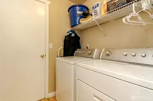 2707 9th St SE, Puyallup, WA 98374 - Photo 25
