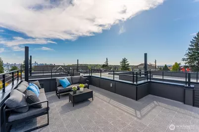 4122 B Burke Avenue N, Seattle, WA 98103 - Photo 3