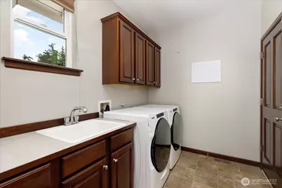 2777 SW Fairway Point Drive, Oak Harbor, WA 98277 - Photo 25