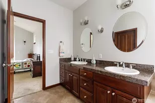 2777 SW Fairway Point Dr, Oak Harbor, WA 98277 - Photo 21