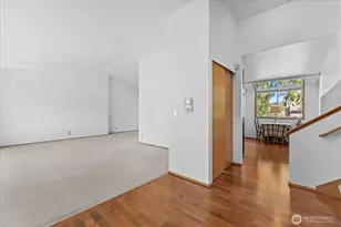 5036 NE 21st St, Renton, WA 98059 - Photo 11