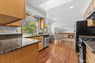 5036 NE 21st St, Renton, WA 98059 - Photo 15